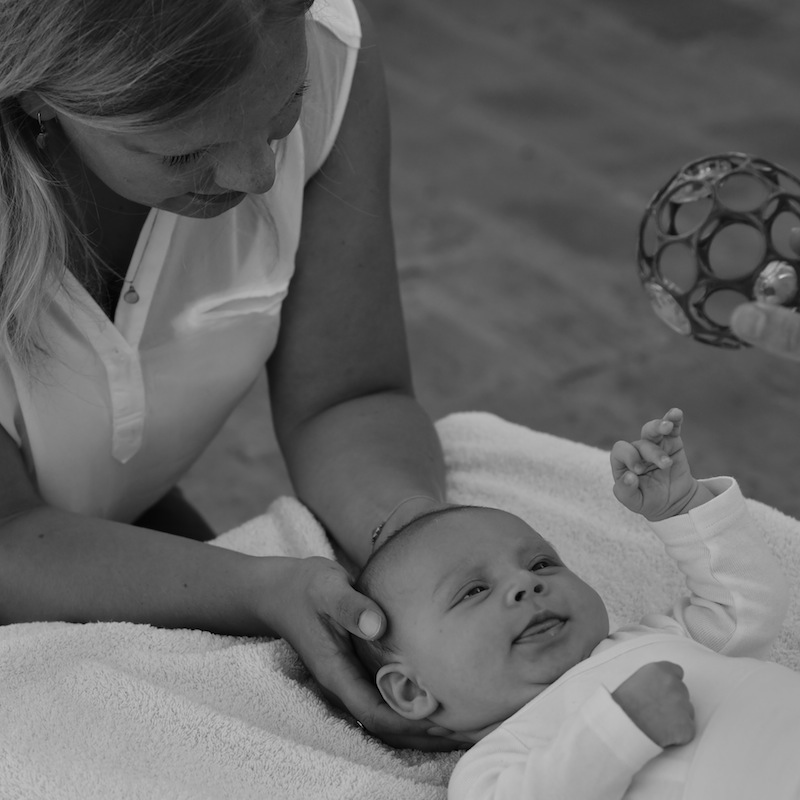 Osteopathische Behandlung eines Babys Osteopathische Behandlung eines Babys